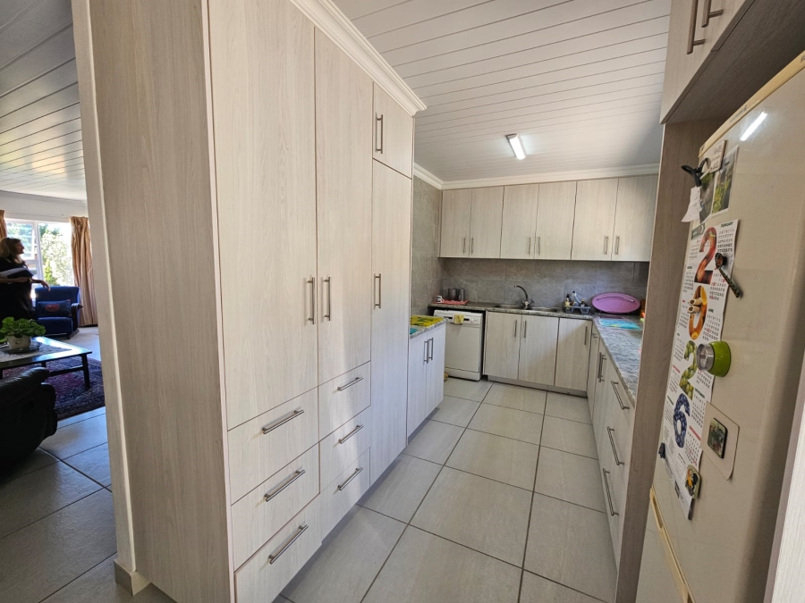 3 Bedroom Property for Sale in Stilbaai Wes Western Cape